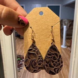 Elegant Brown Floral Earrings